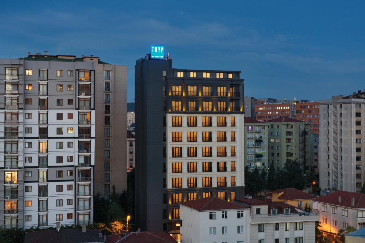 Готель Tryp By Wyndham Istanbul Atasehir Екстер'єр фото