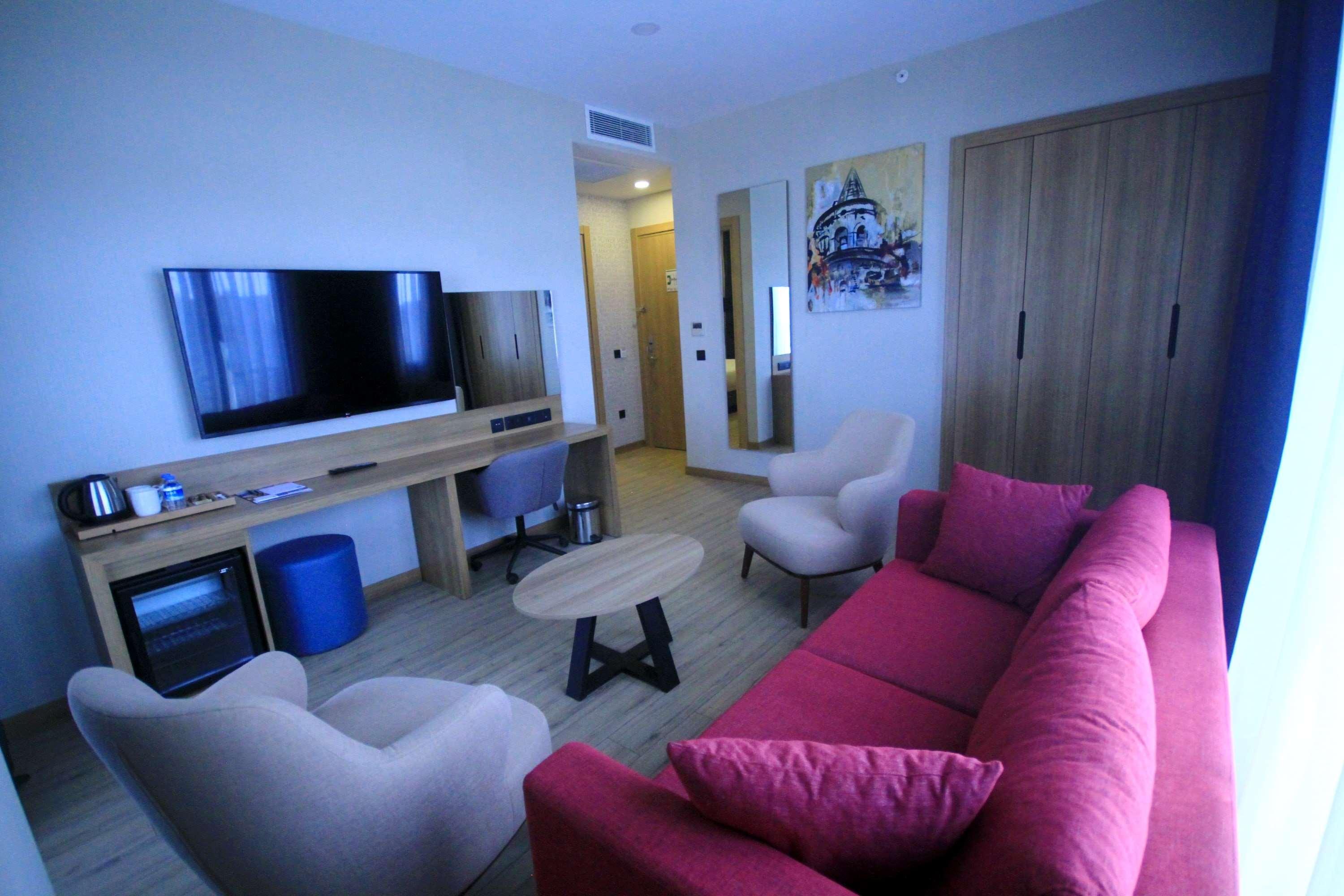 Готель Tryp By Wyndham Istanbul Atasehir Екстер'єр фото